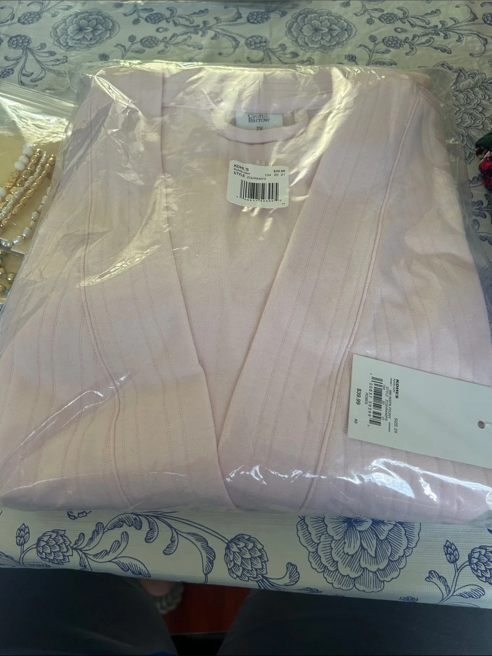 Light Pink Knit bath robe - Picture 1 of 1